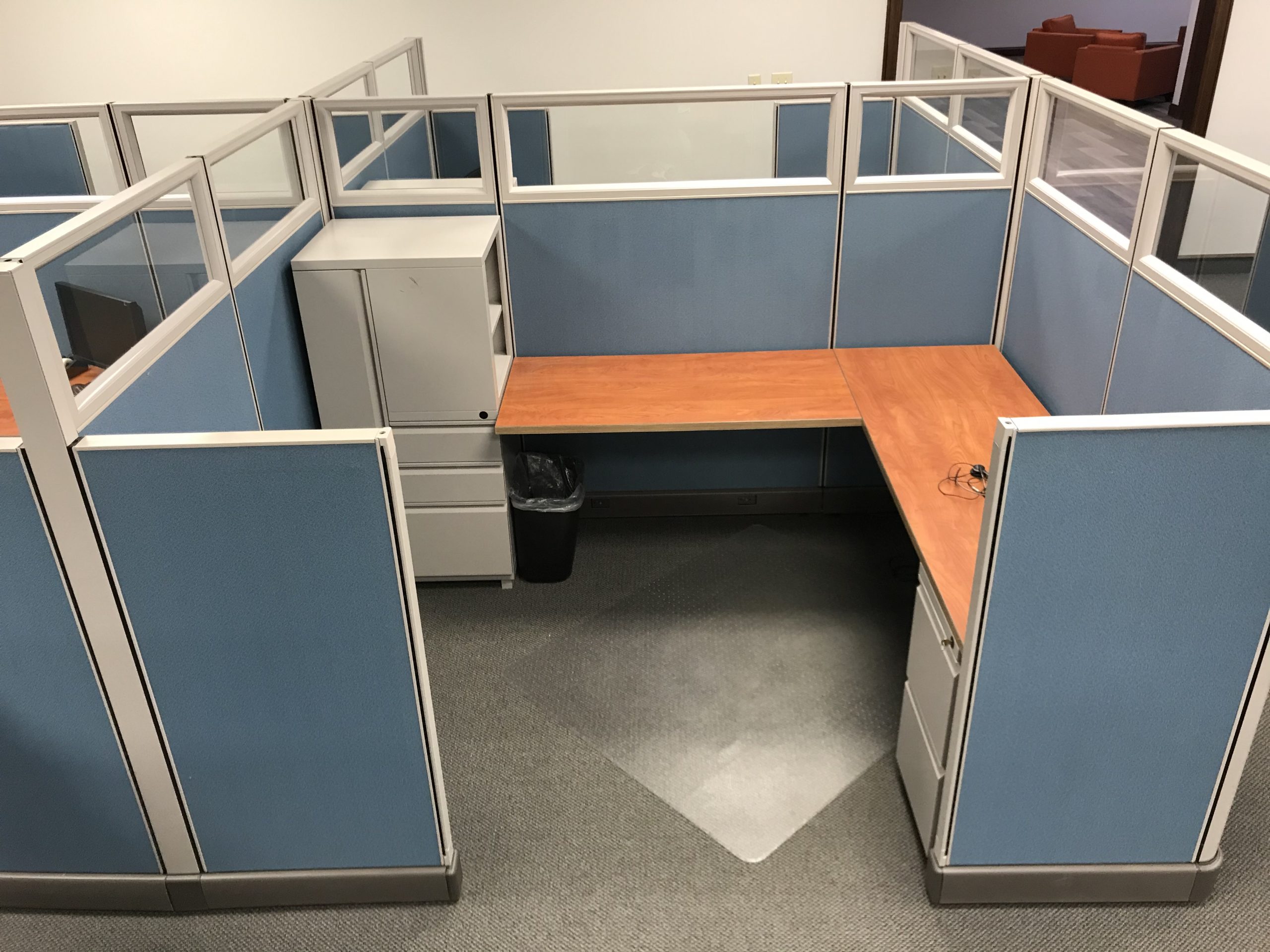 Open Plan AO2 8x6 and 6x6 Cubicles with Glass Columbus Office Furniture
