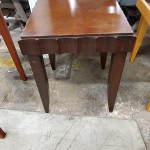 Side / End Table - Image 1