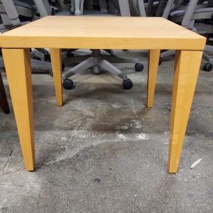 Side/End Table - Image 1