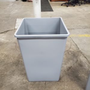 35 Gallon Trash Can - Image 1