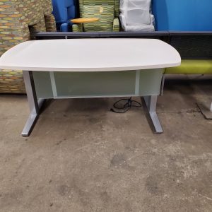 Table Desk Height Adjustable 36 x 66 with modesty panel Herman Miller - Image 1