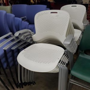 Herman Miller Caper Stack with arms - Image 1