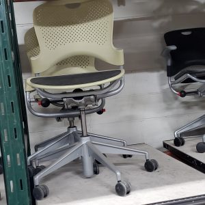 Herman Miller Caper Task WITHOUT ARMS - Image 1