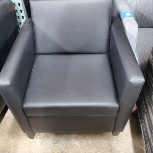 Indiana Furniture Club Guest Lounge Chair - Image 1