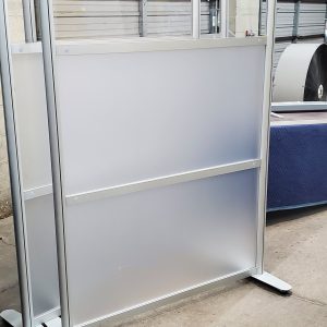 Freestanding Privacy Screen 48" wide - Image 1