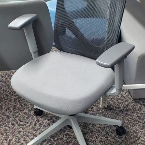 Perche'Task Chair - Image 1
