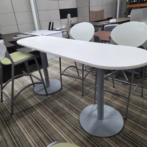 Global Table 24 x 84