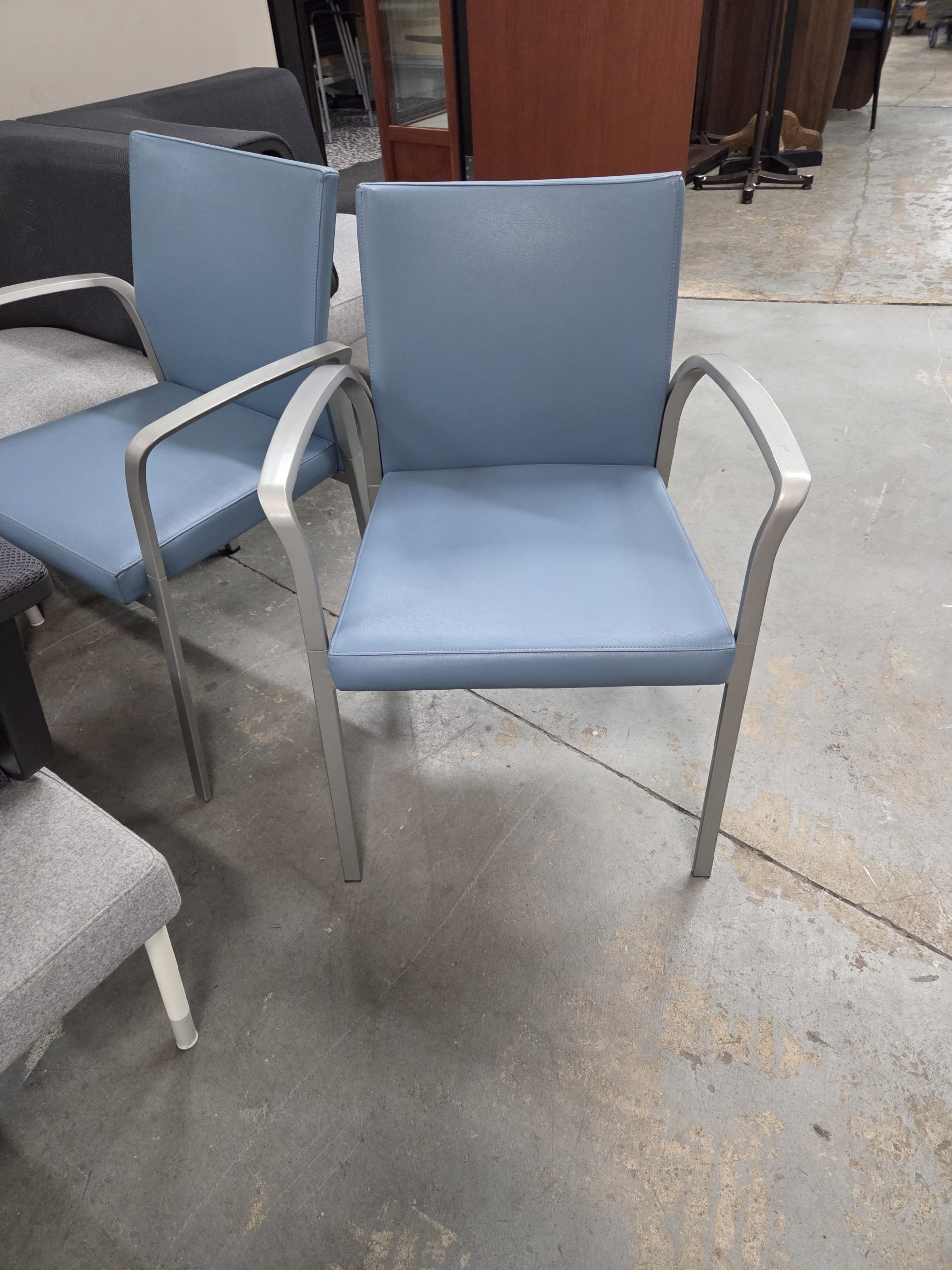 Guest Chair with Microbial uph