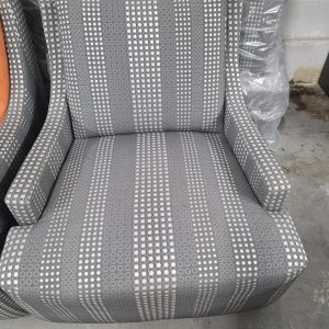 Guest Chair with arms