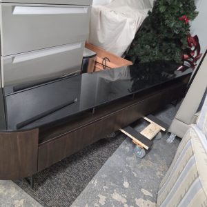 Console 95 x 17.75 w