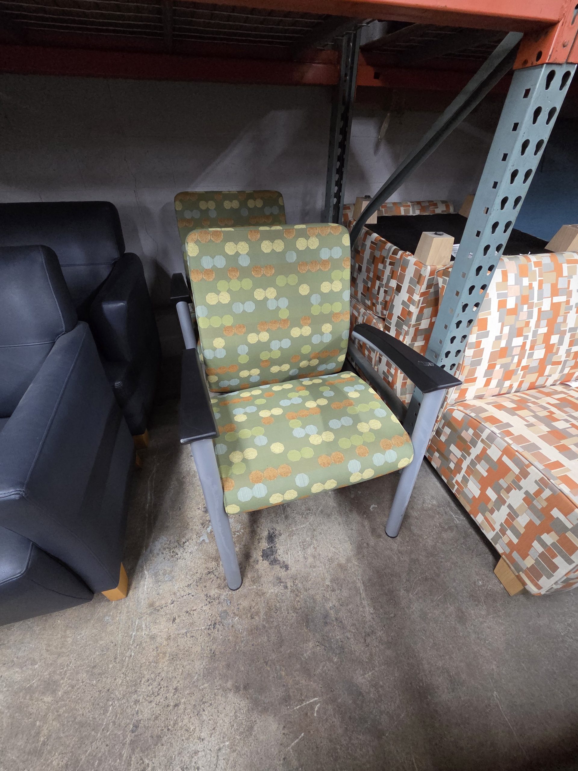 Spec Guest Chair